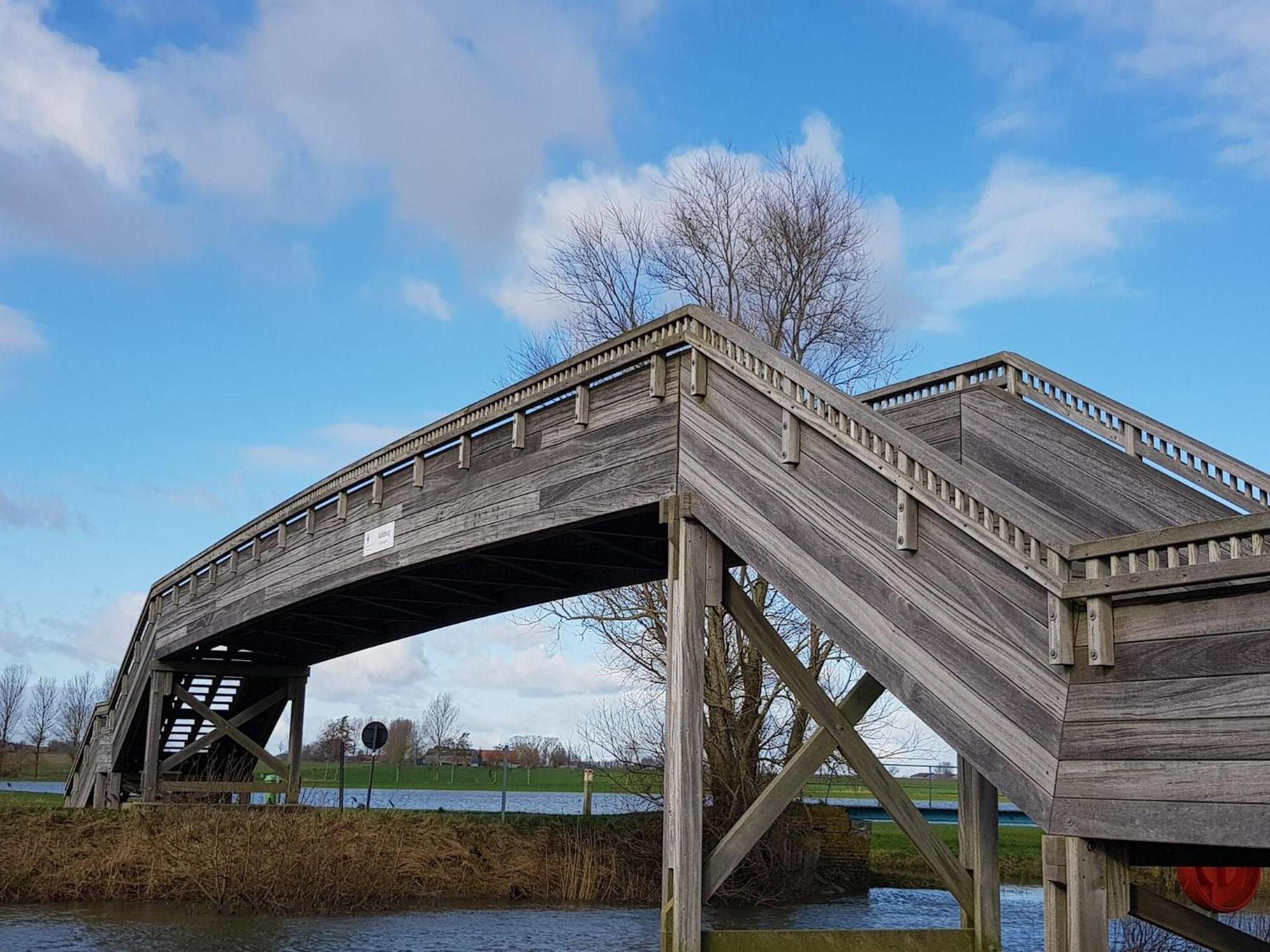 Spacious Holiday Home With Pond In Poperinge Roesbrugge-Haringe Eksteriør billede